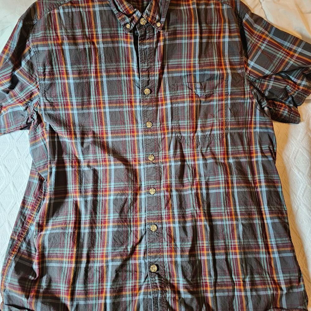 Duluth short sleeved plaid shirt